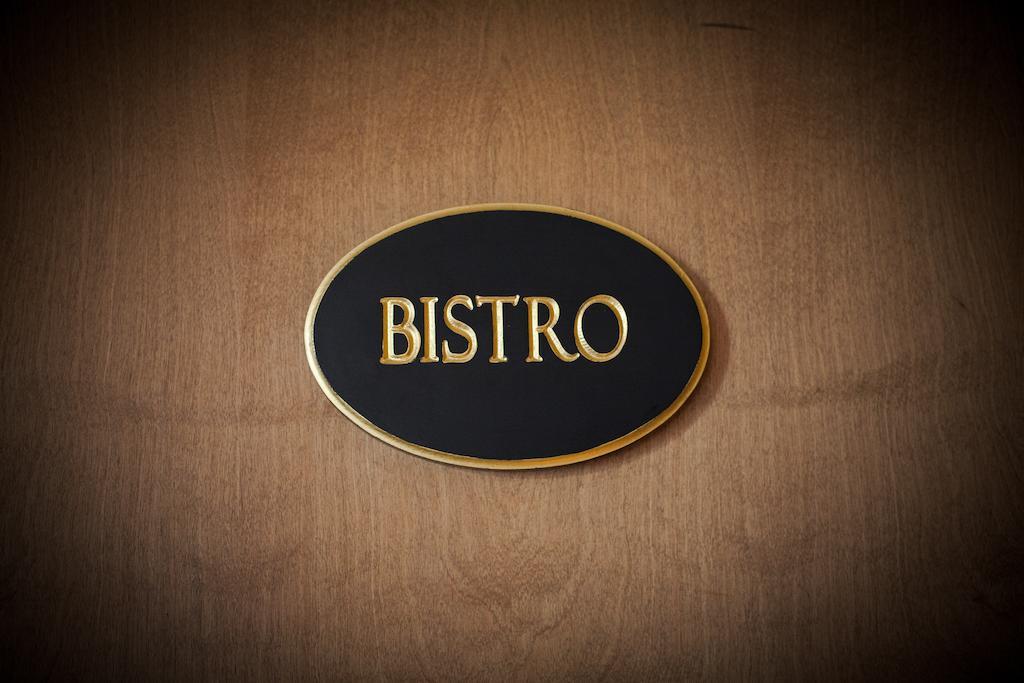 Belfry Inn And Bistro Sandwich Exterior foto